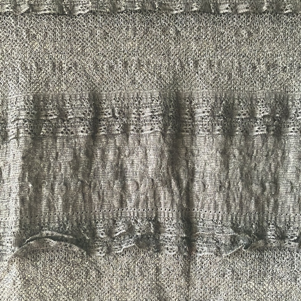 Lace top - Picture 3 of 3